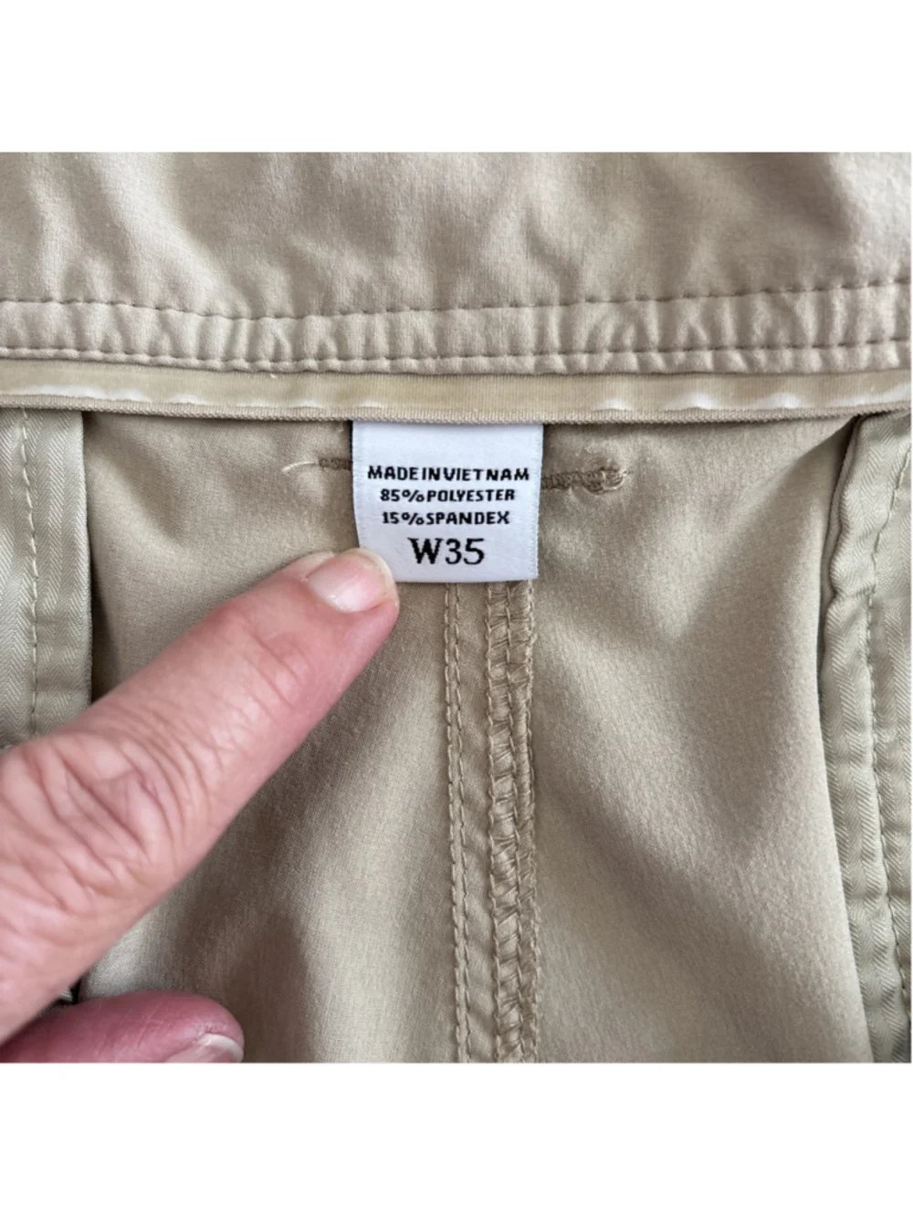 FootJoy Mens Size 35 Khaki 9" Flat Front Performance Golf Stretch Tech Shorts - Picture 2 of 8